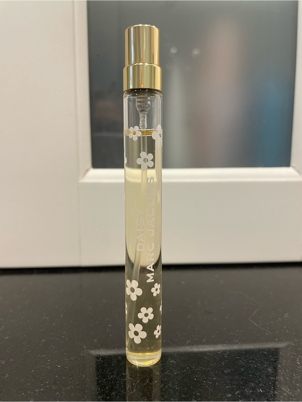 Marc Jacobs Daisy perfume